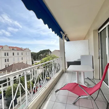 アパート Bright With Terrace And Sea View カンヌ